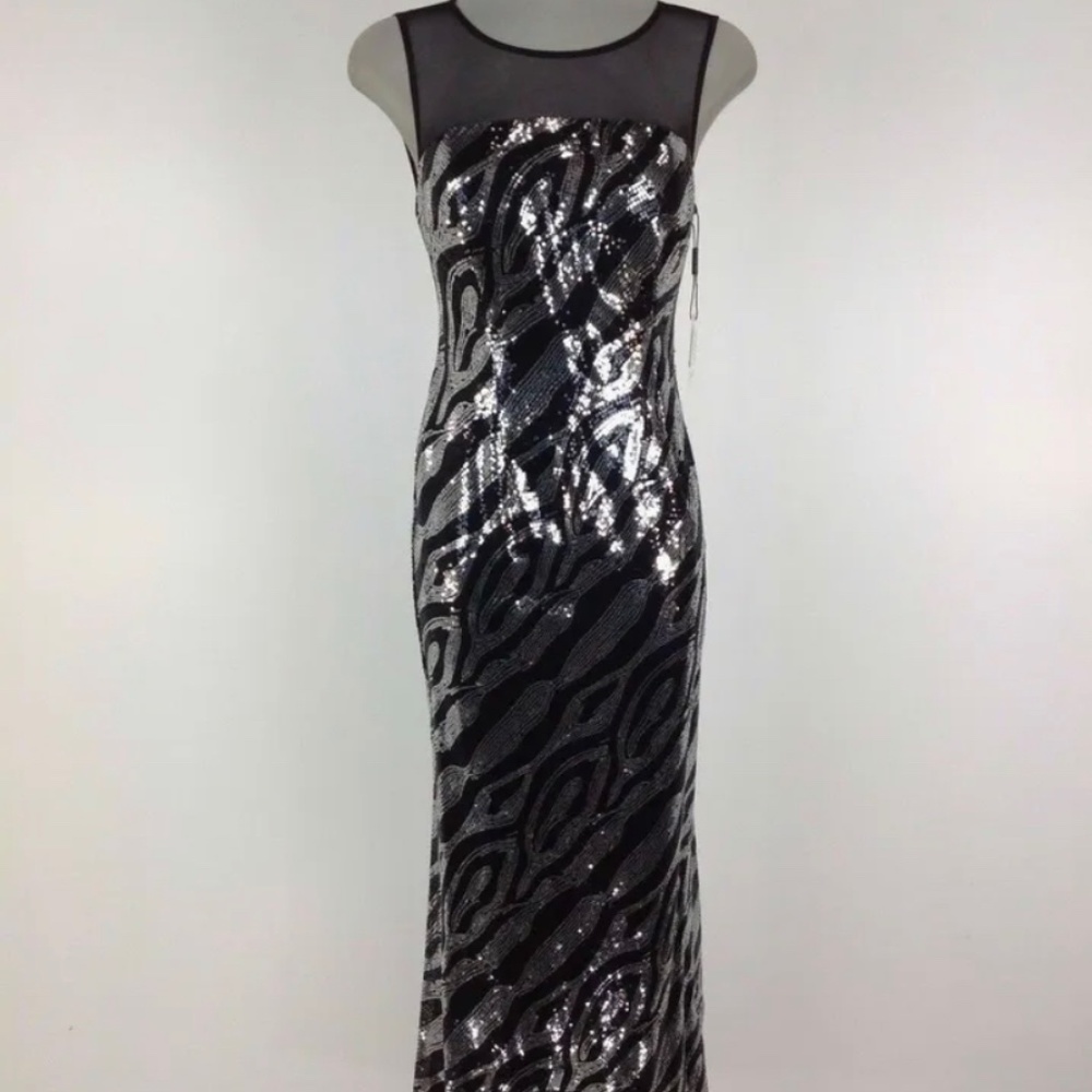 Calvin Klein NWT Elegant BLACK/SILVER Sequin Illusion-Yoke Gown Women's size 4
